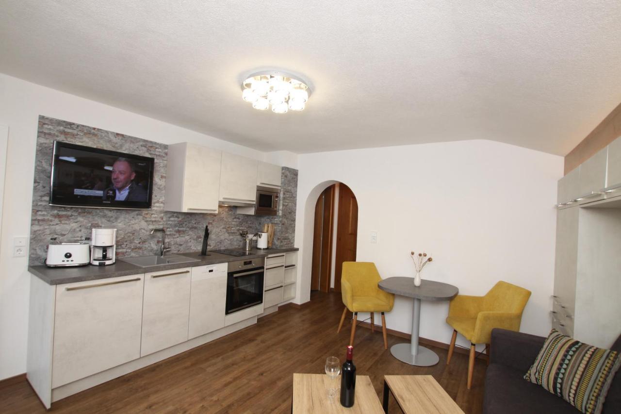 Haus Schoene Aussicht Berwang Extérieur photo