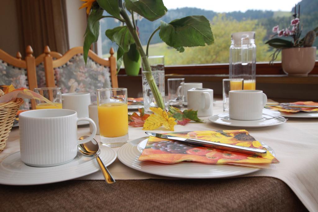 Haus Schoene Aussicht Berwang Extérieur photo