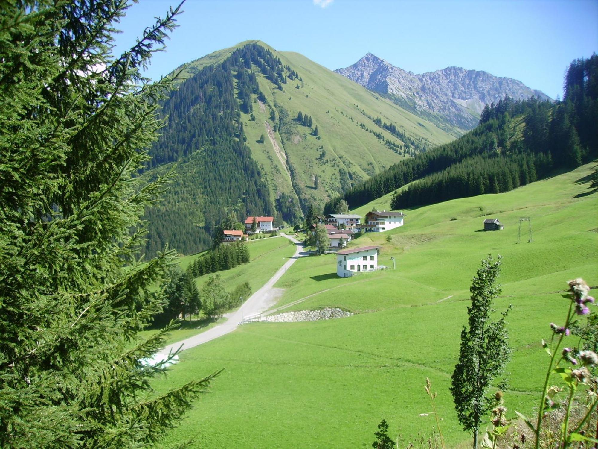 Haus Schoene Aussicht Berwang Extérieur photo